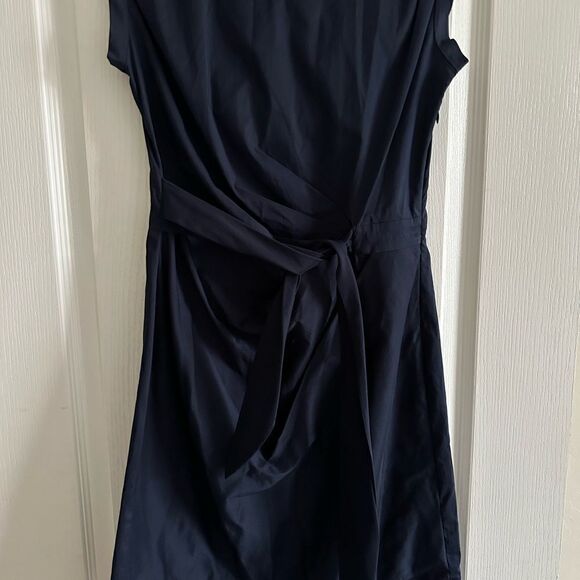 Diane von Furstenberg Bateau Neckline Knee-Length Dress size 4 - Picture 8 of 8